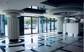 Hanza Tower -M&M Luxury Apartment